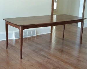 Barry - Sculpted Dining Table