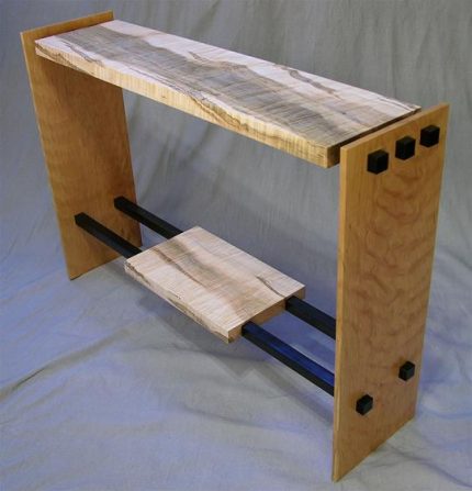 Suspension Table