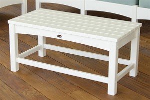 Club Coffee Table in White