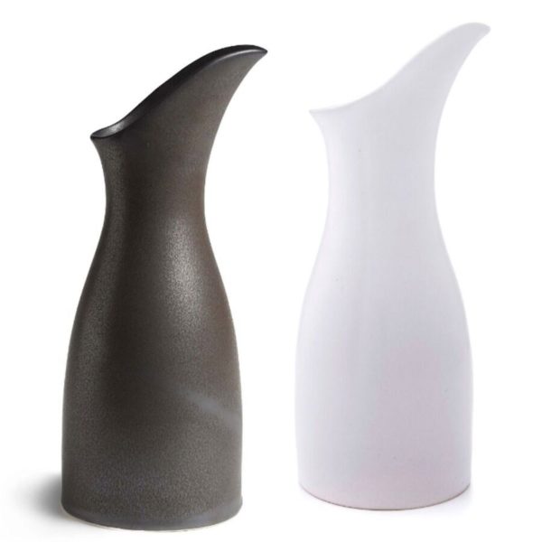 https://sawbridge.com/wp-content/uploads/2018/08/Barre-Pottery-Pitchers-Slate-and-Alabaster-600x600.jpeg