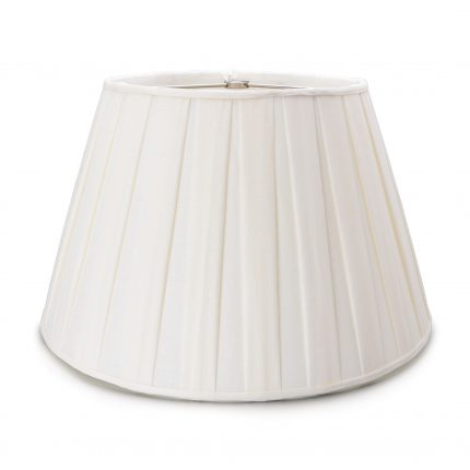 Pleated Linen Pembroke Lampshade 16in